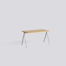 Pyramid Table 01