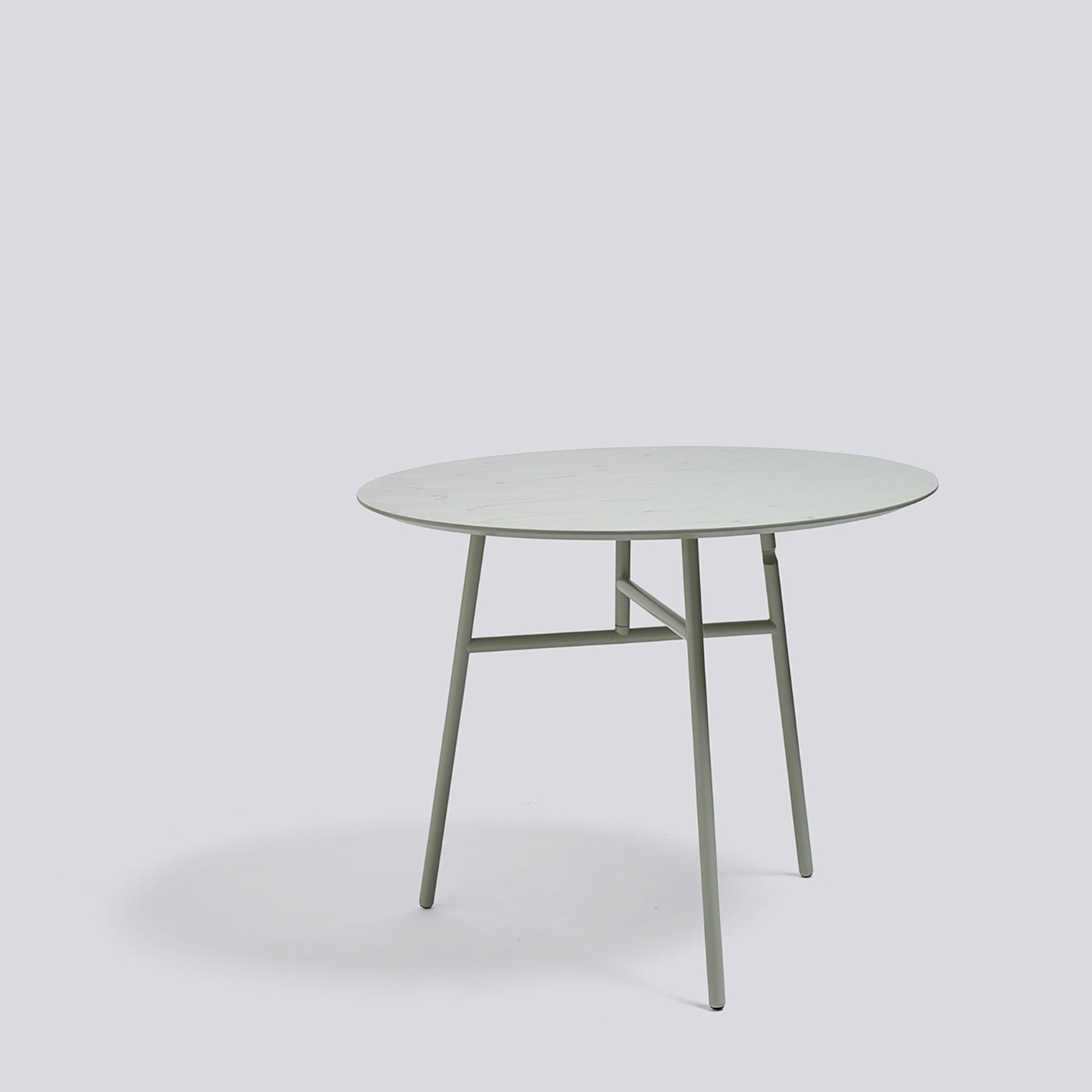 Tilt Top table Ø90 x H74 cm