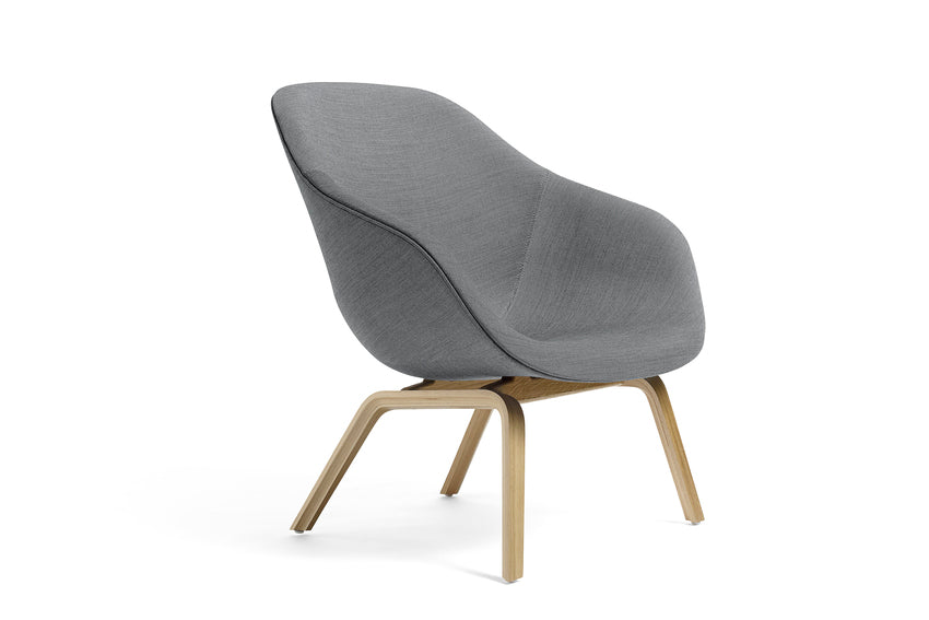 About A Lounge AAL83