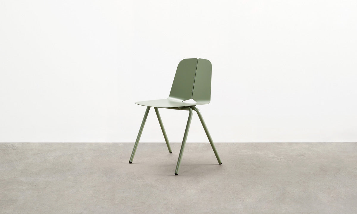 Seam chair, stackable