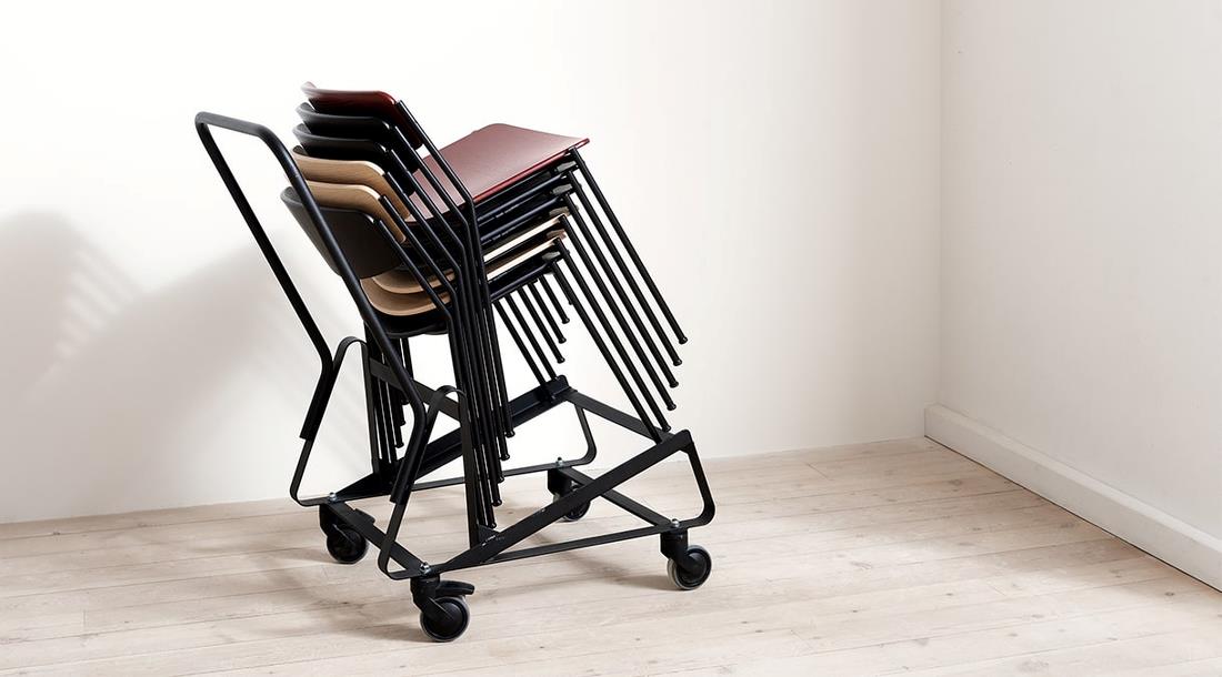 Lynderup Metal Base Chair