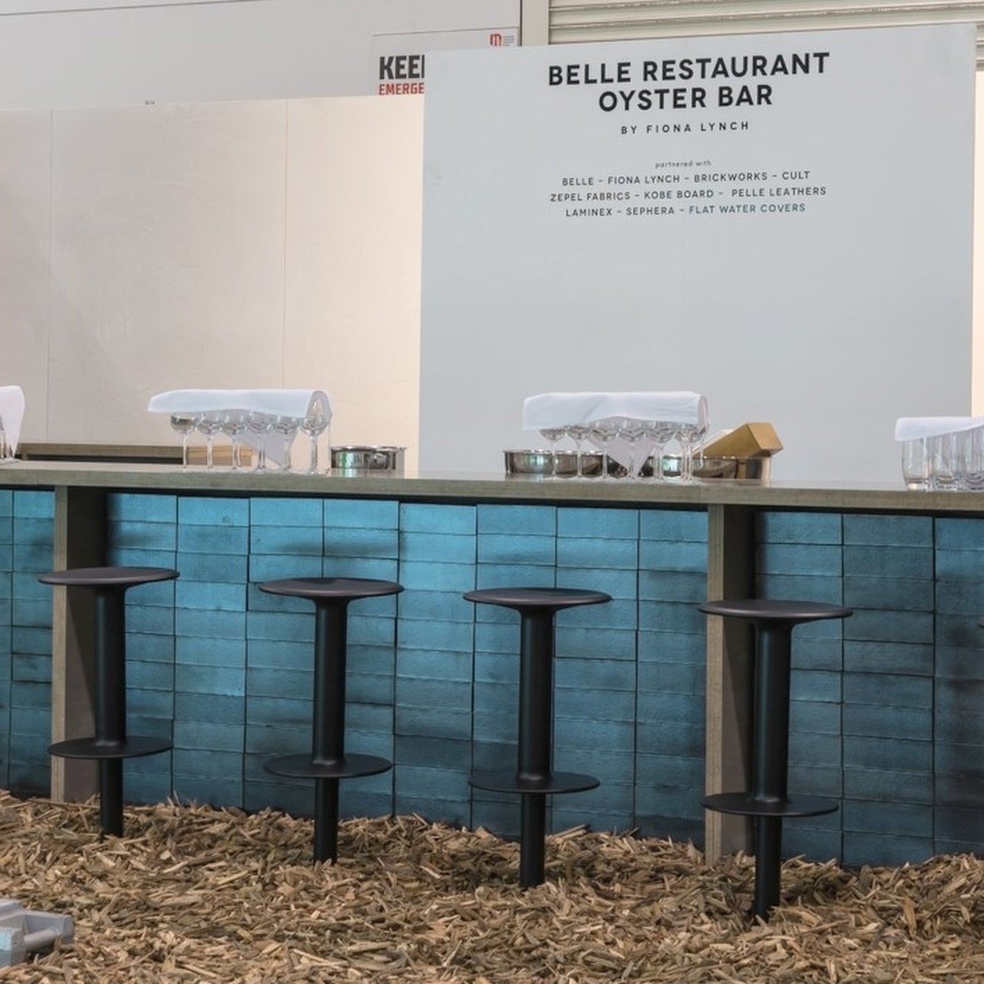 Rev stool, height adjustable