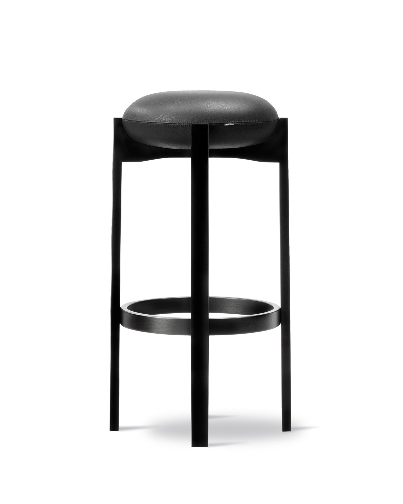 Pioneer Stool - Beech Black Lacq