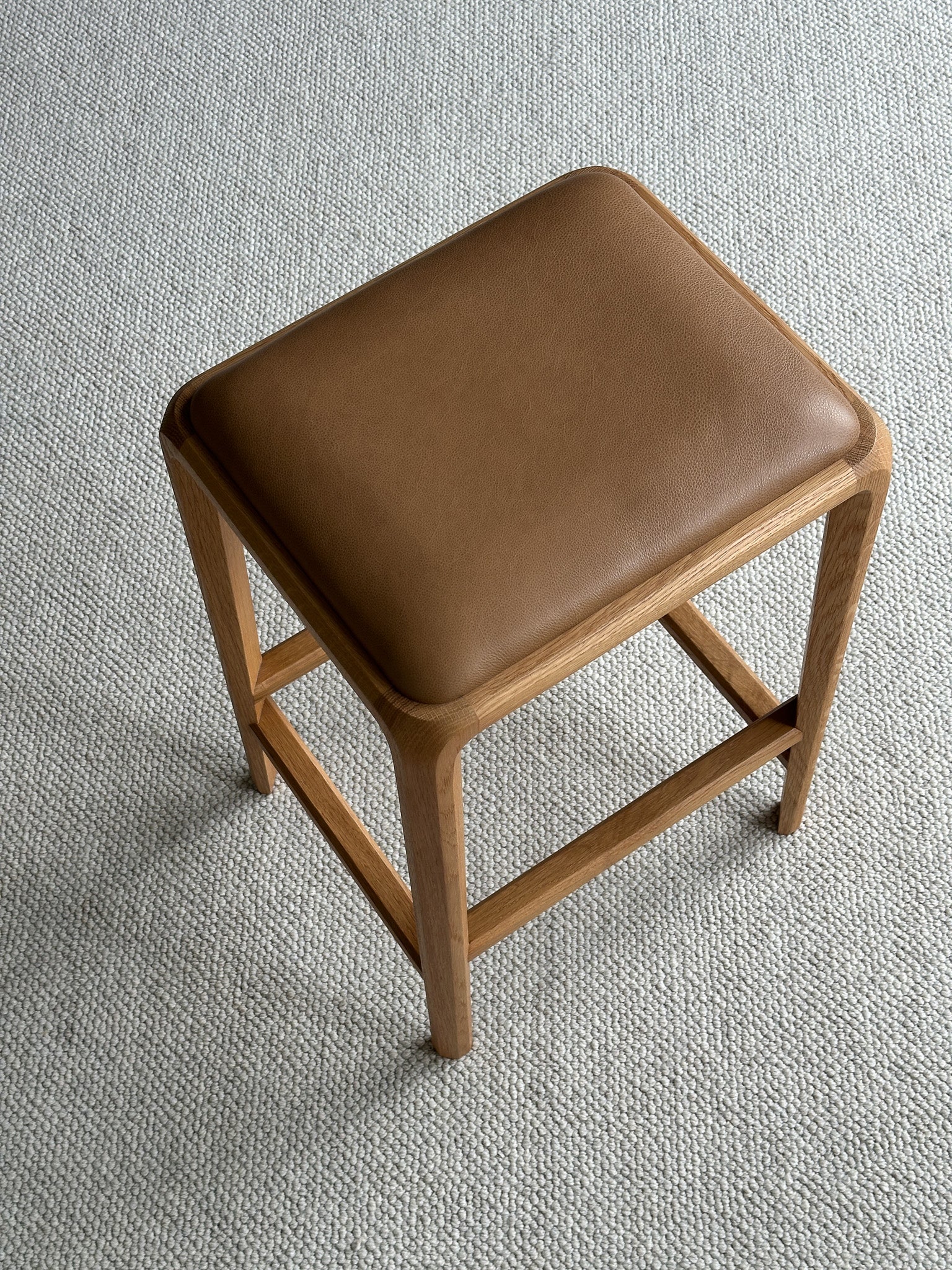 Boardwalk 650 Stool UPH S Light Oak
