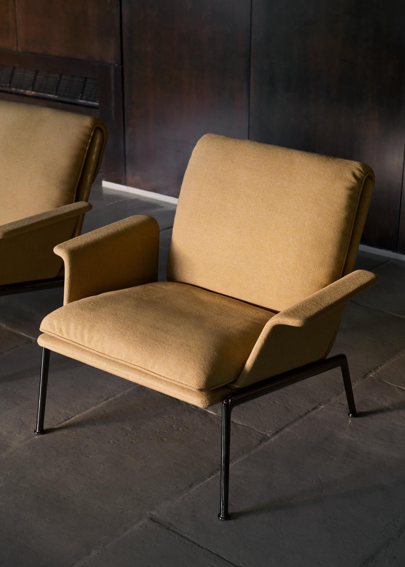 Muno LN19 Lounge Chair w. Arms