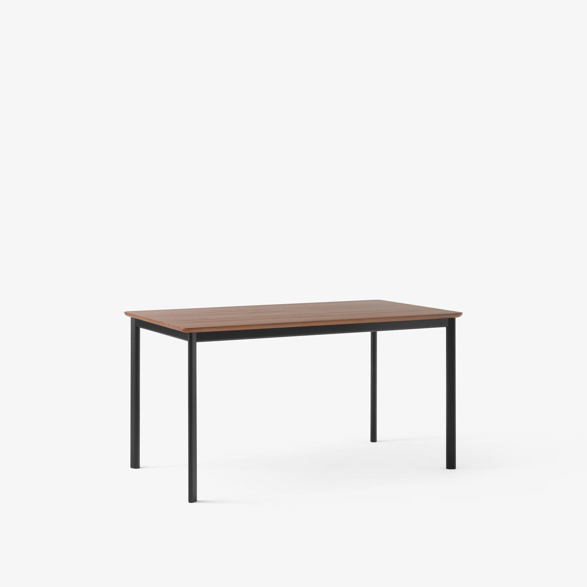 Drip Dining Table 143x83cm HW115