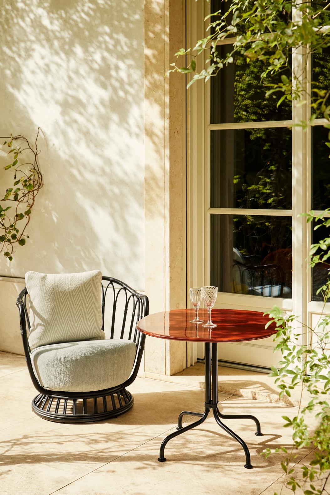 Gubi Grace Outdoor Lounge Chair