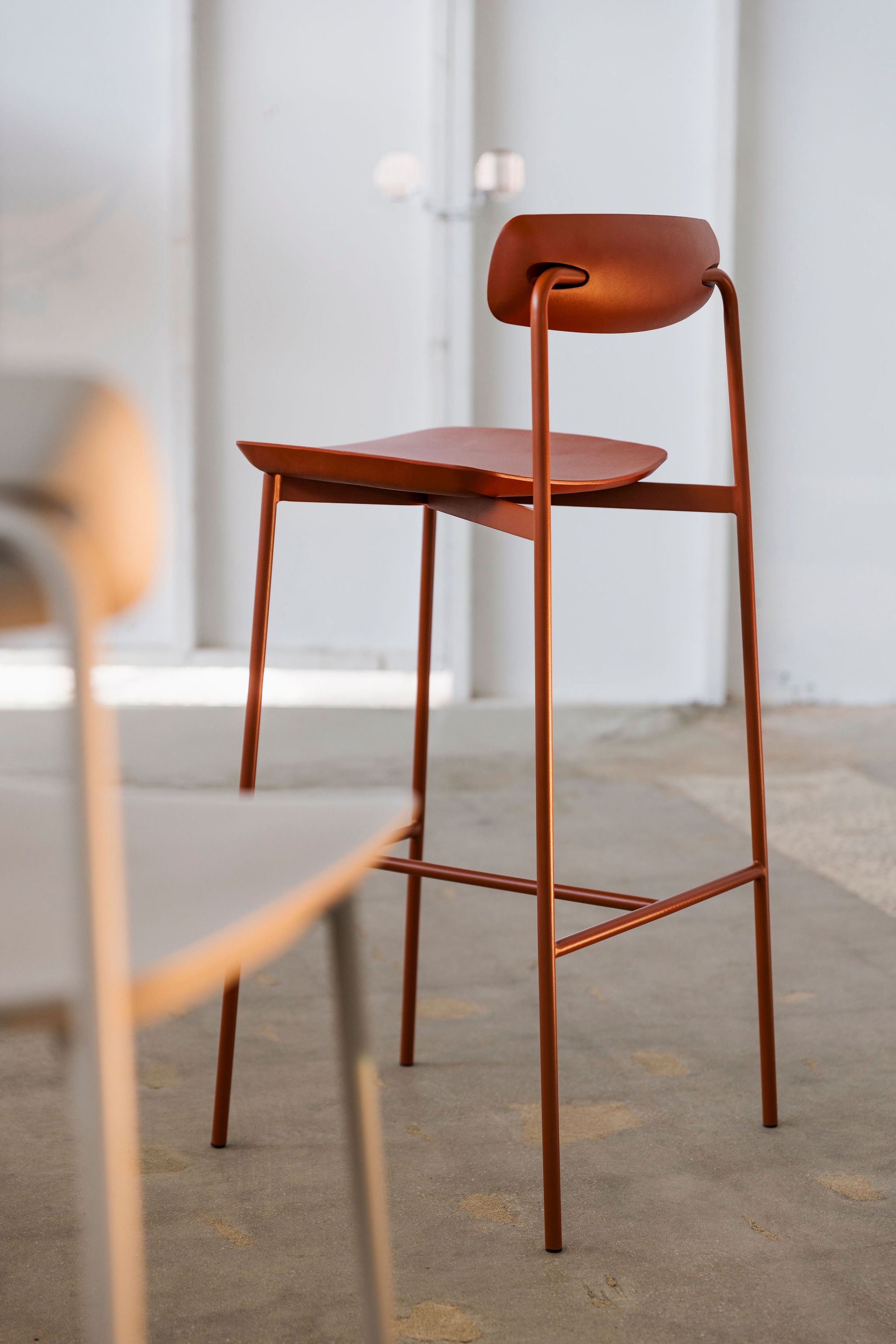 Sia Outdoor 750 Stool - Terra red