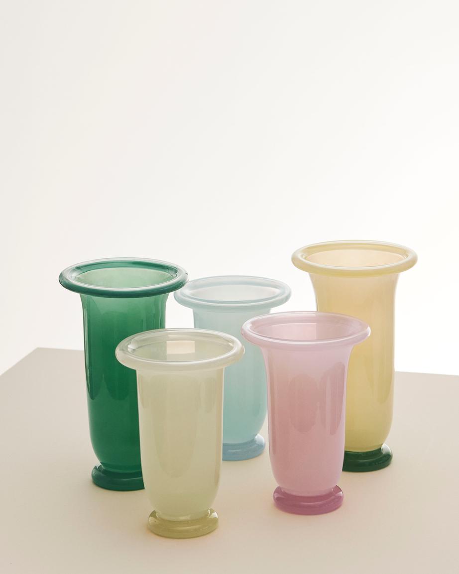 Empire Vase- L, Sand w/ Lemon Rim, Grn B