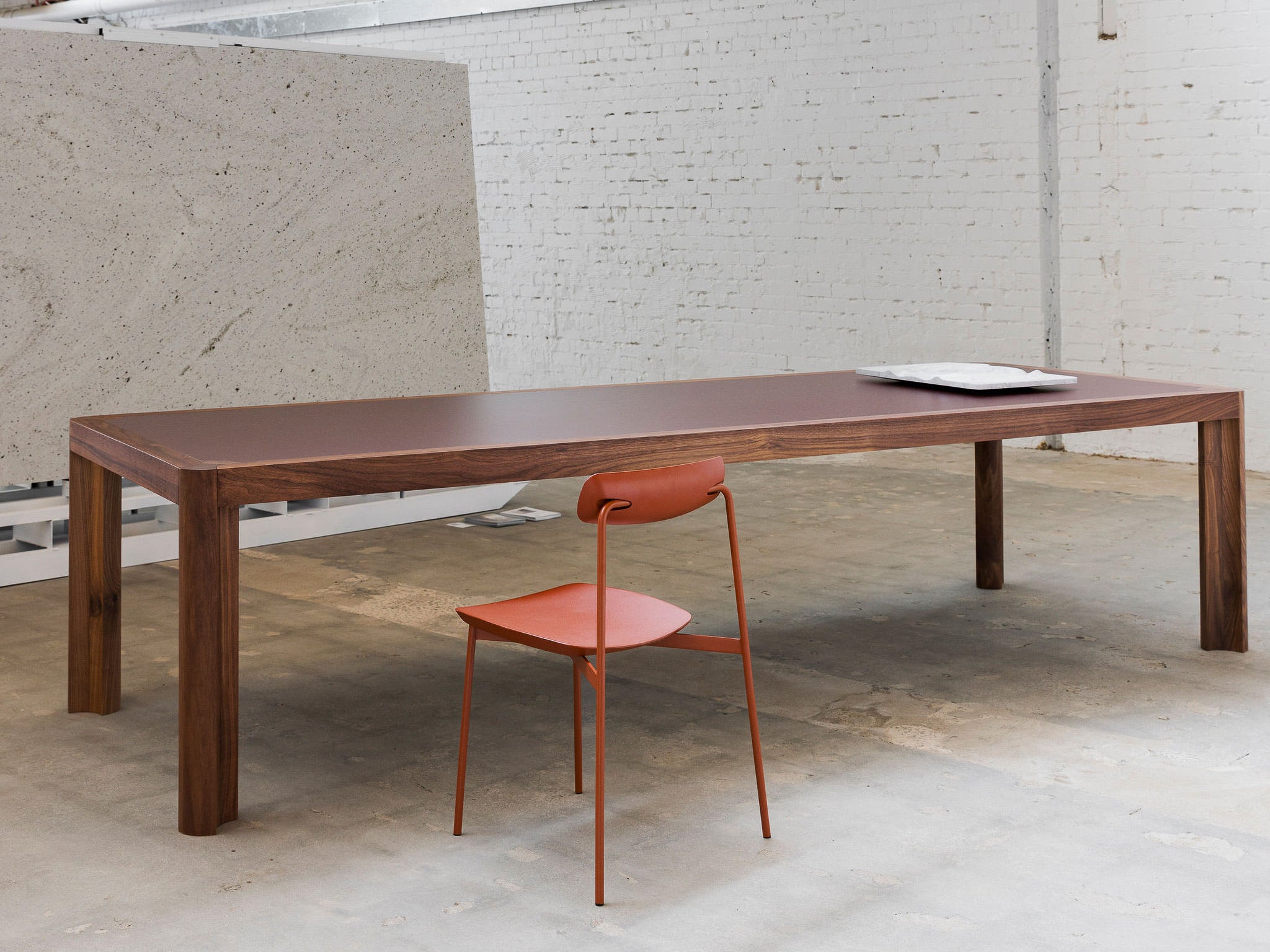 Ayva Dining Table