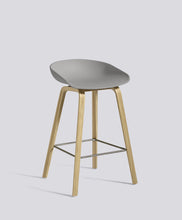 AAS32 Stool - Bar Height, Front Upholstery