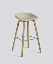 AAS32 Stool - Kitchen Height, Front Upholstery