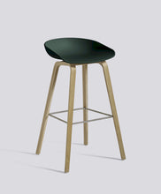 AAS32 Stool - Bar Height, Front Upholstery