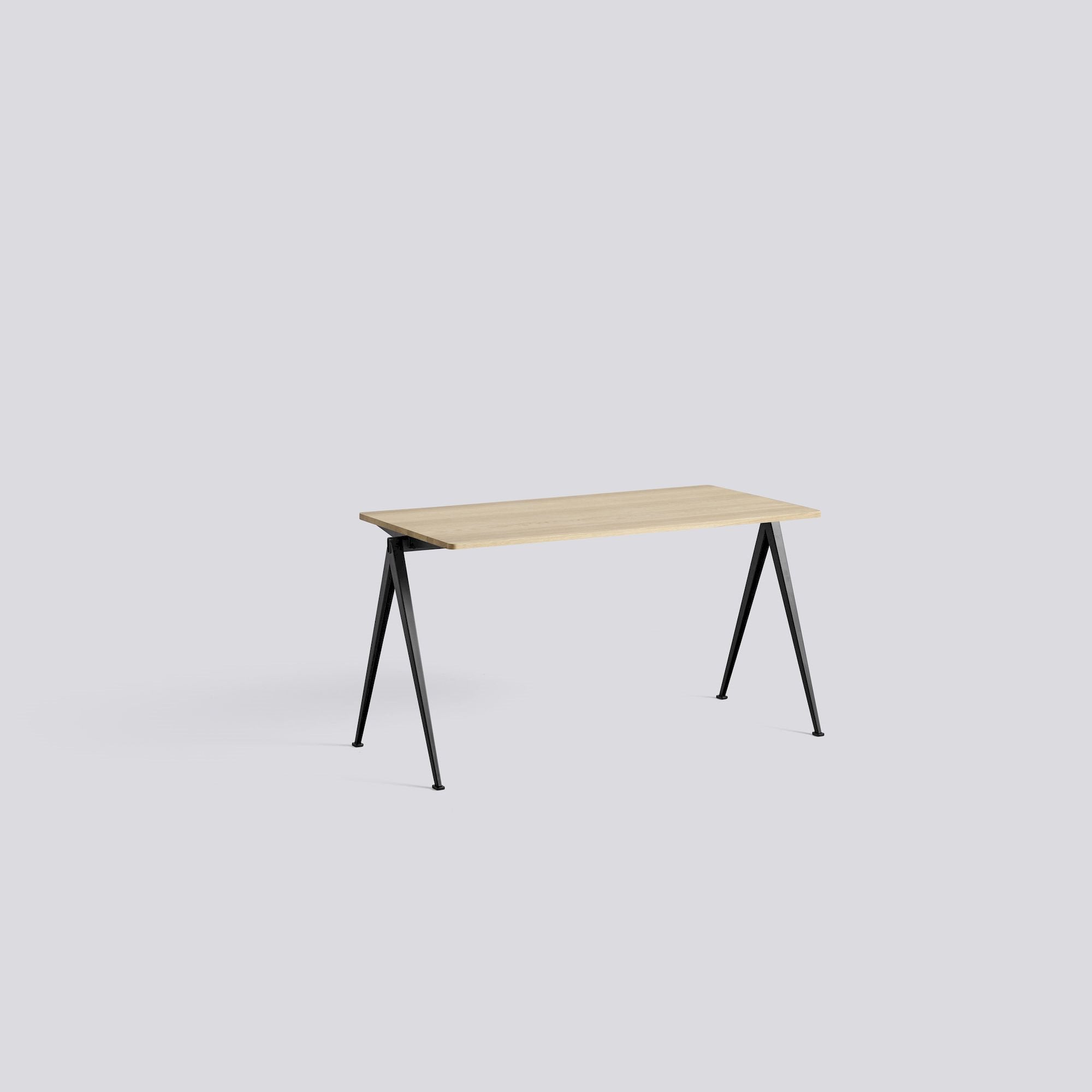 Pyramid Table 01