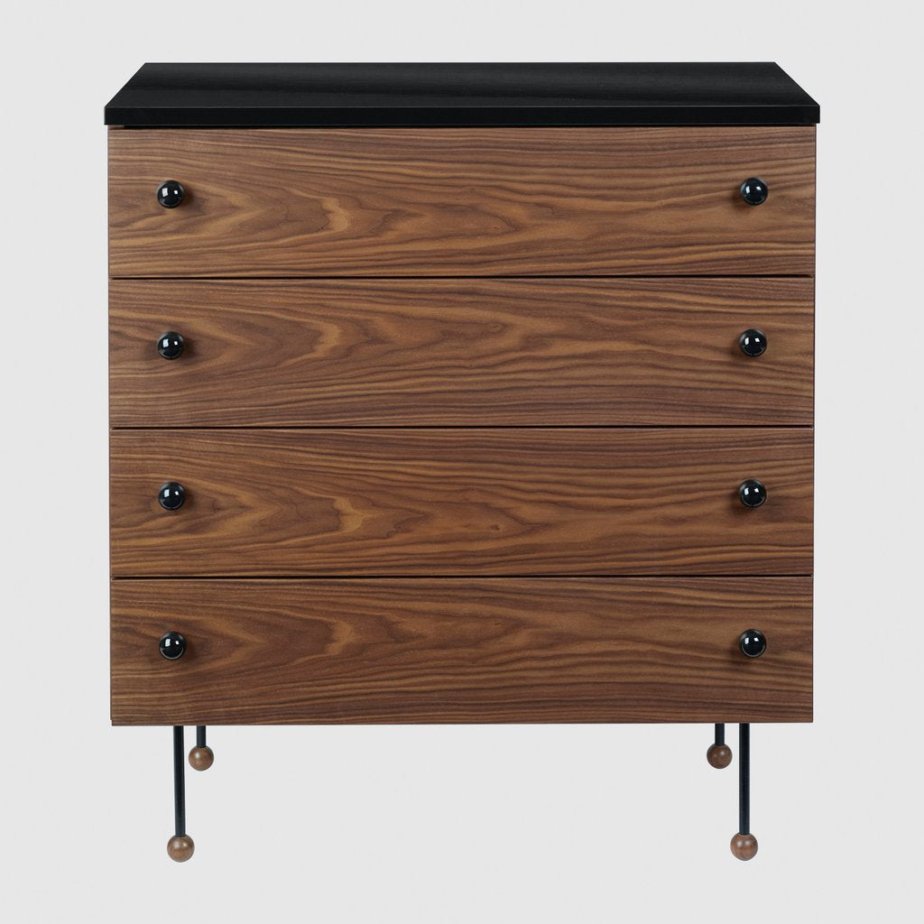 Grossman 62 Dresser, 4 Drawer