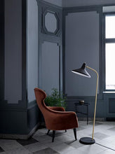 G10 Floor Lamp EU