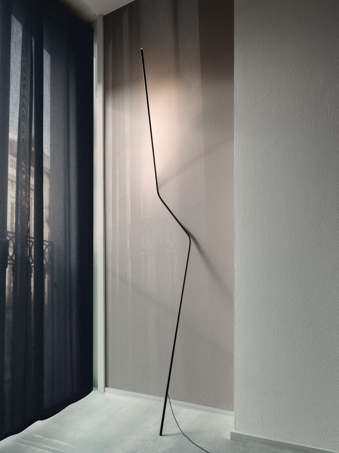 Neo Floor Lamp