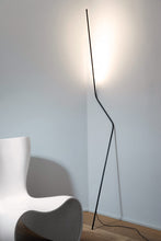 Neo Floor Lamp