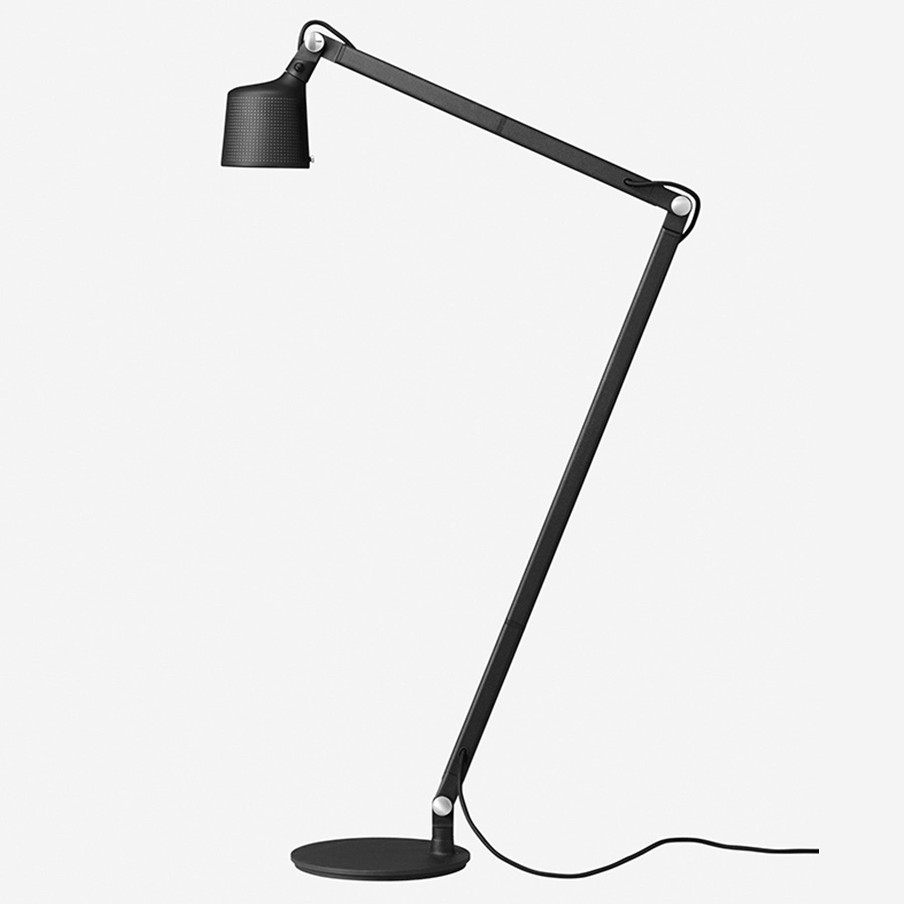 Vipp525 Floor Lamp - Black