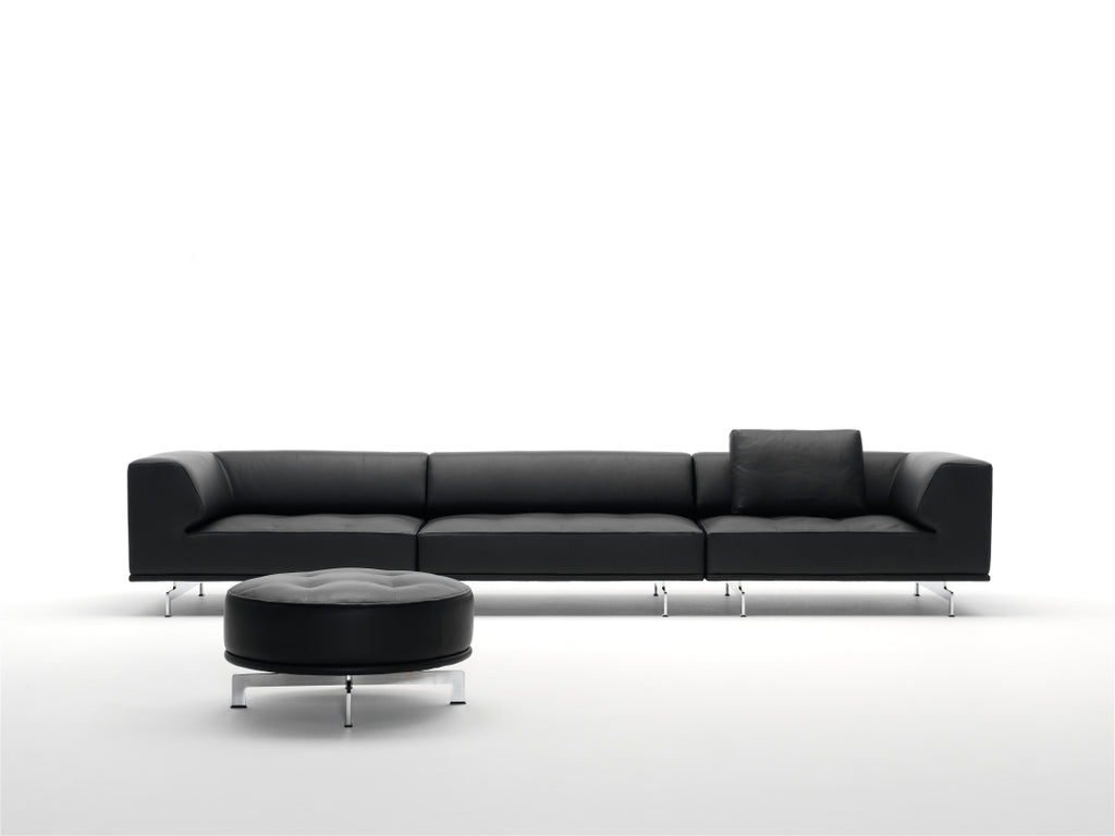 Delphi Three-Seat Lounge
