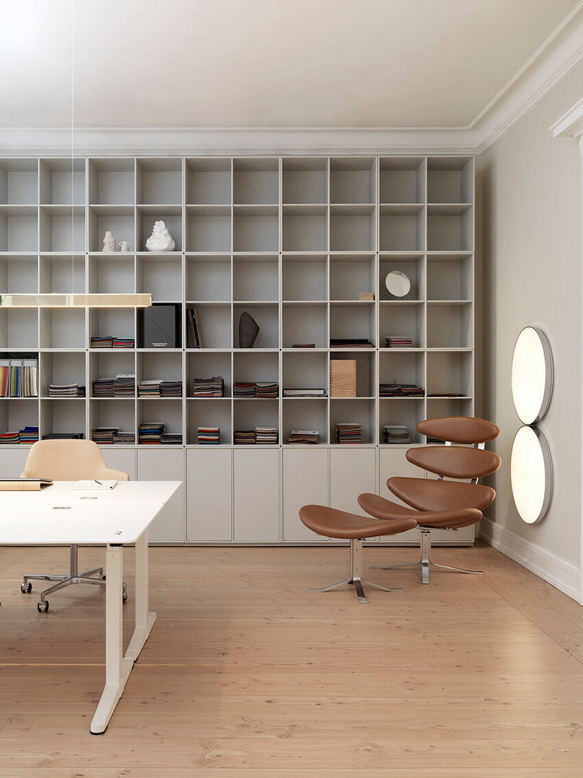 EJ5 Corona Easy Chair