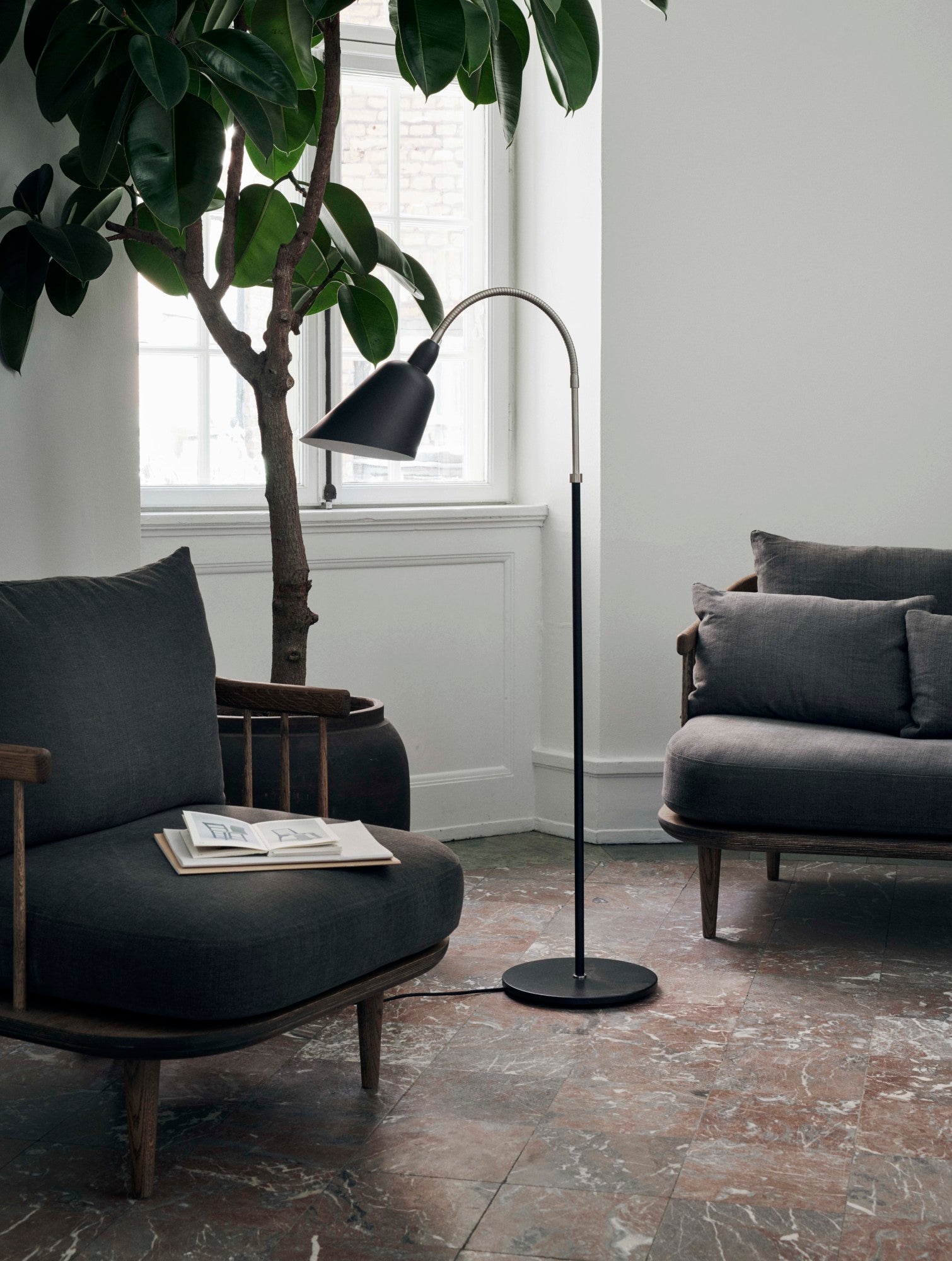 Bellevue AJ7 Floor Lamp