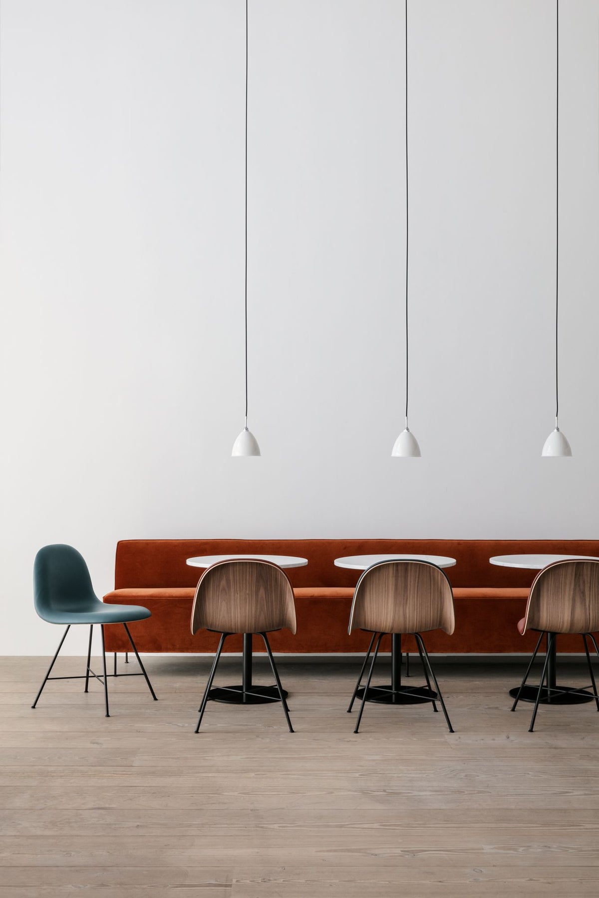 Modern Line Dining Sofa - 71x165x74 cm