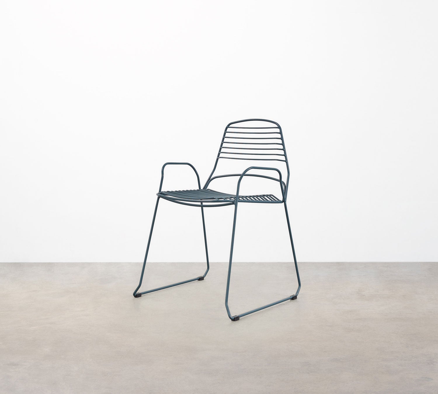 Jak Chair with Arms