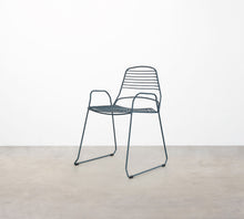 Jak Chair with Arms