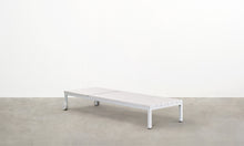 Linear Sunlounge