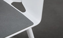 Seam chair, stackable