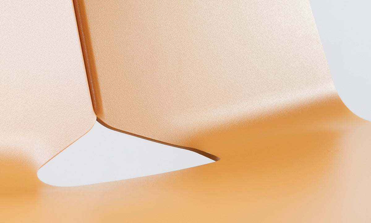 Seam chair with timber legs