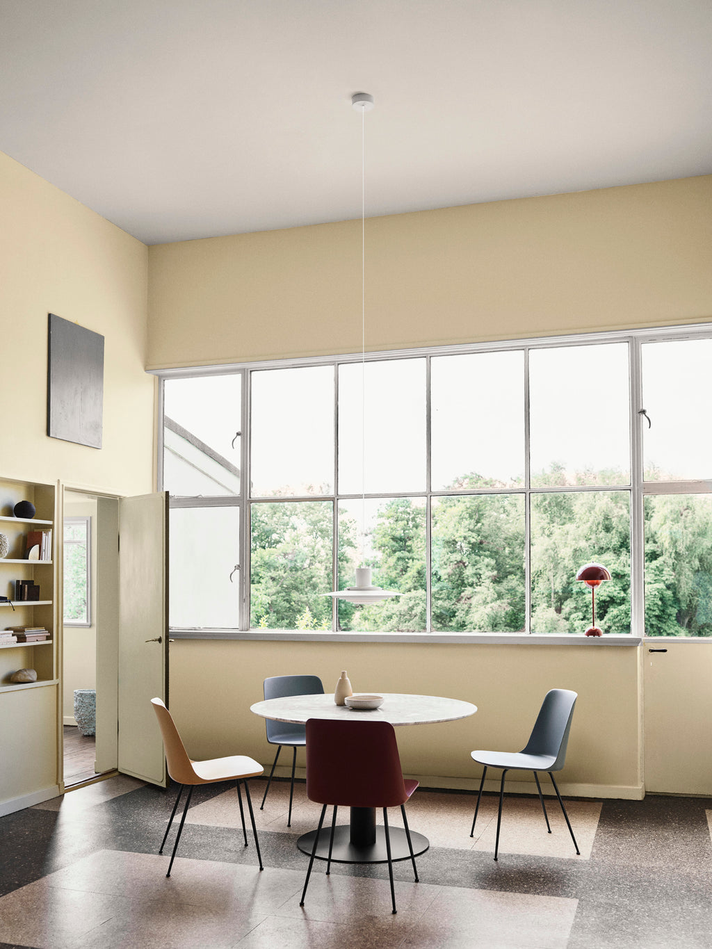 Rely HW8 Chair