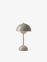 Flowerpot VP9 Portable Table Lamp