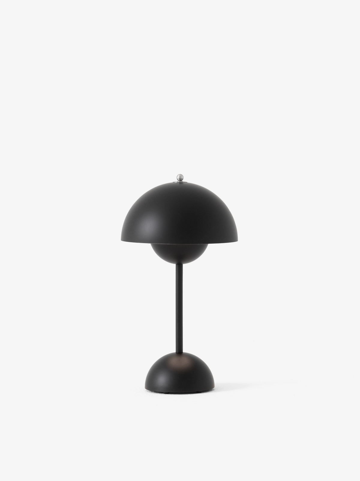 Flowerpot VP9 Portable Table Lamp