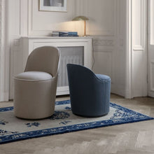 Tail Dining Chair - Low Back, Black