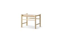 J16 Stool