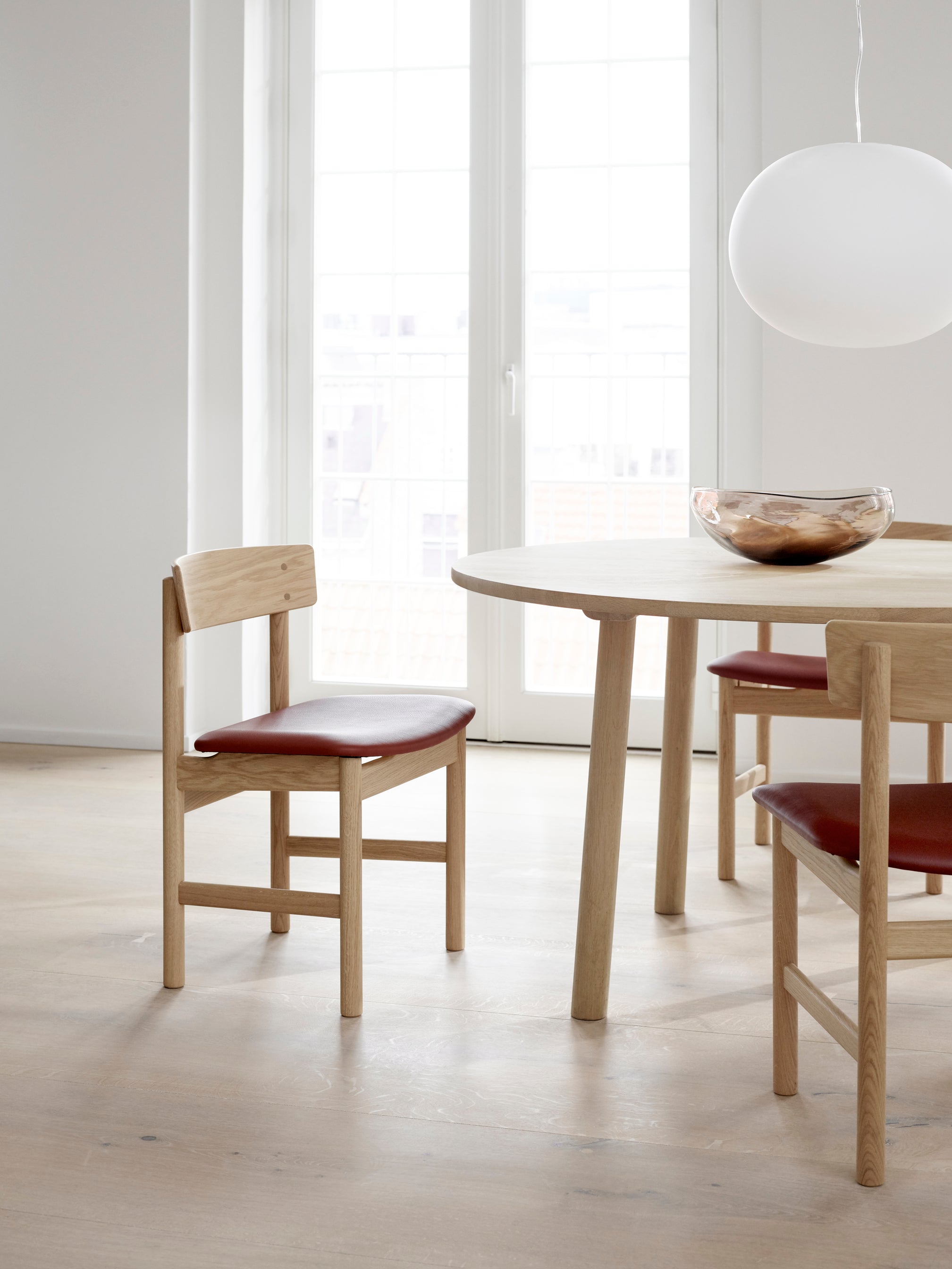 Taro Dining Table Ø120