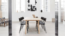 Lynderup Metal Base Chair