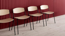 Lynderup Metal Base Chair