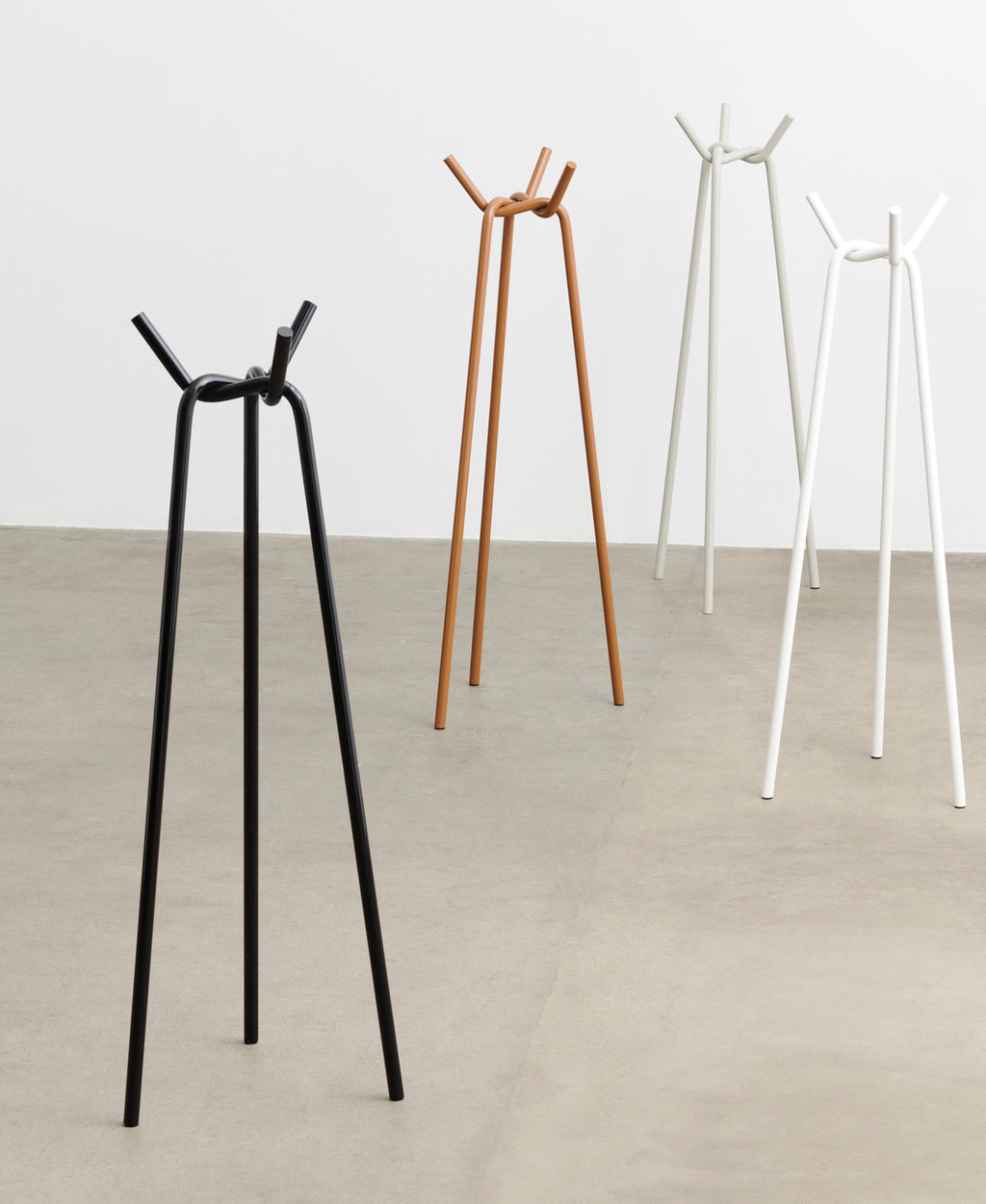 Knit Free-standing Coat Rack