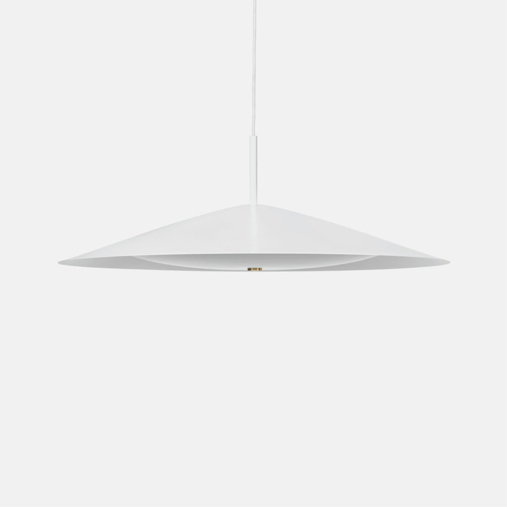 Broad Pendant 800dia