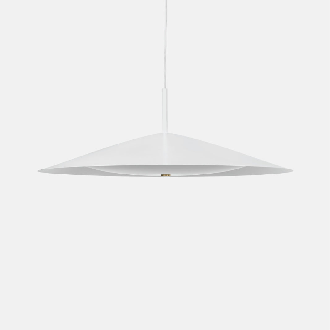 Broad Pendant 800dia