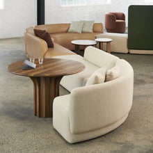 Mega Tulip Single Ottoman