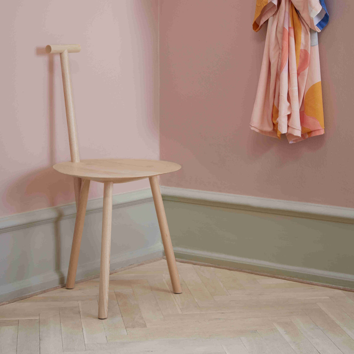 Spade Chair