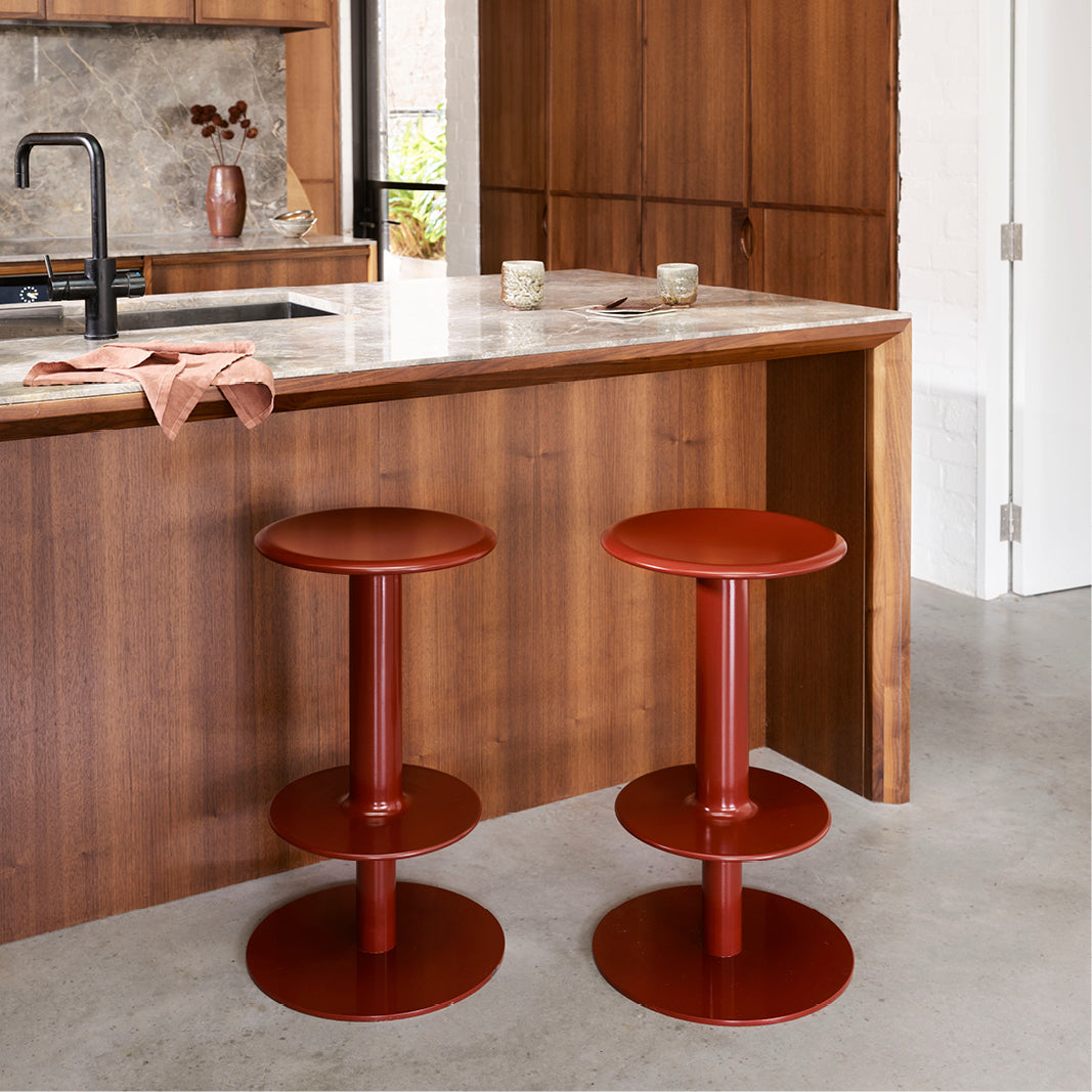 Rev stool, height adjustable