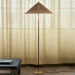 9602 Floor Lamp