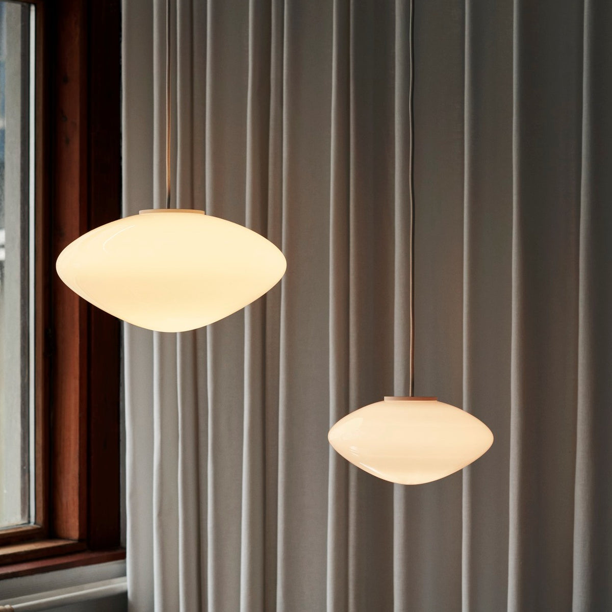 Mist AP15 Pendant Matt White Glass