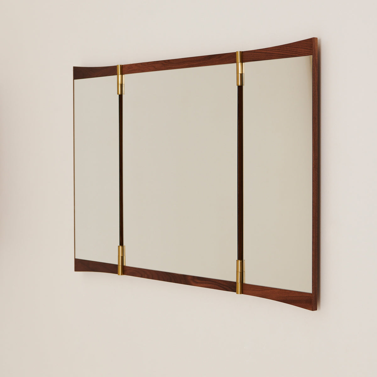 Vanity Wall Mirror 3, 116.6x69 cm