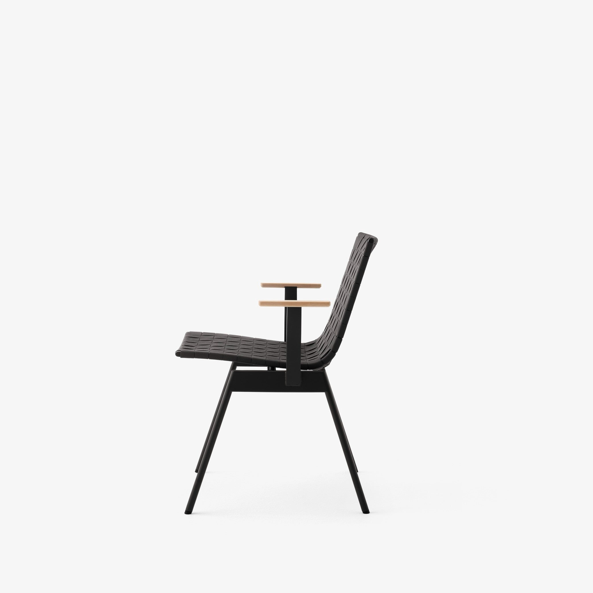 Ville Outdoor Armchair AV34